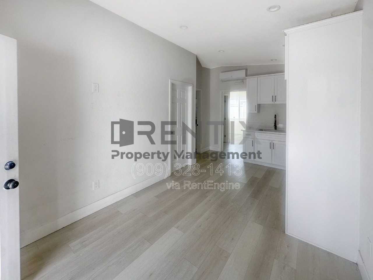 787 N Reservoir St - Photo 4 of 18