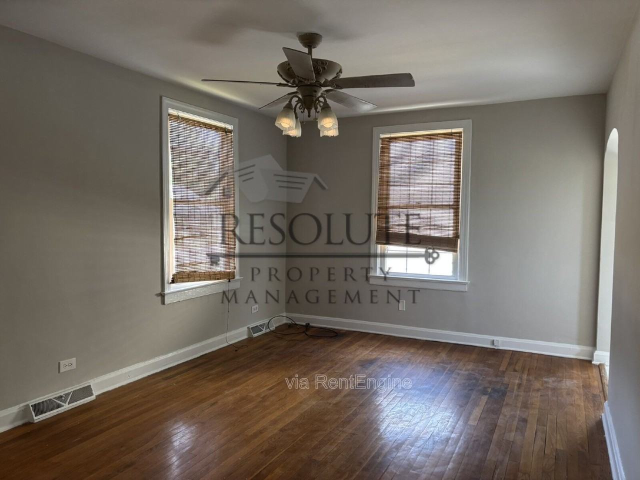 321 E Church St - Photo 5 of 7