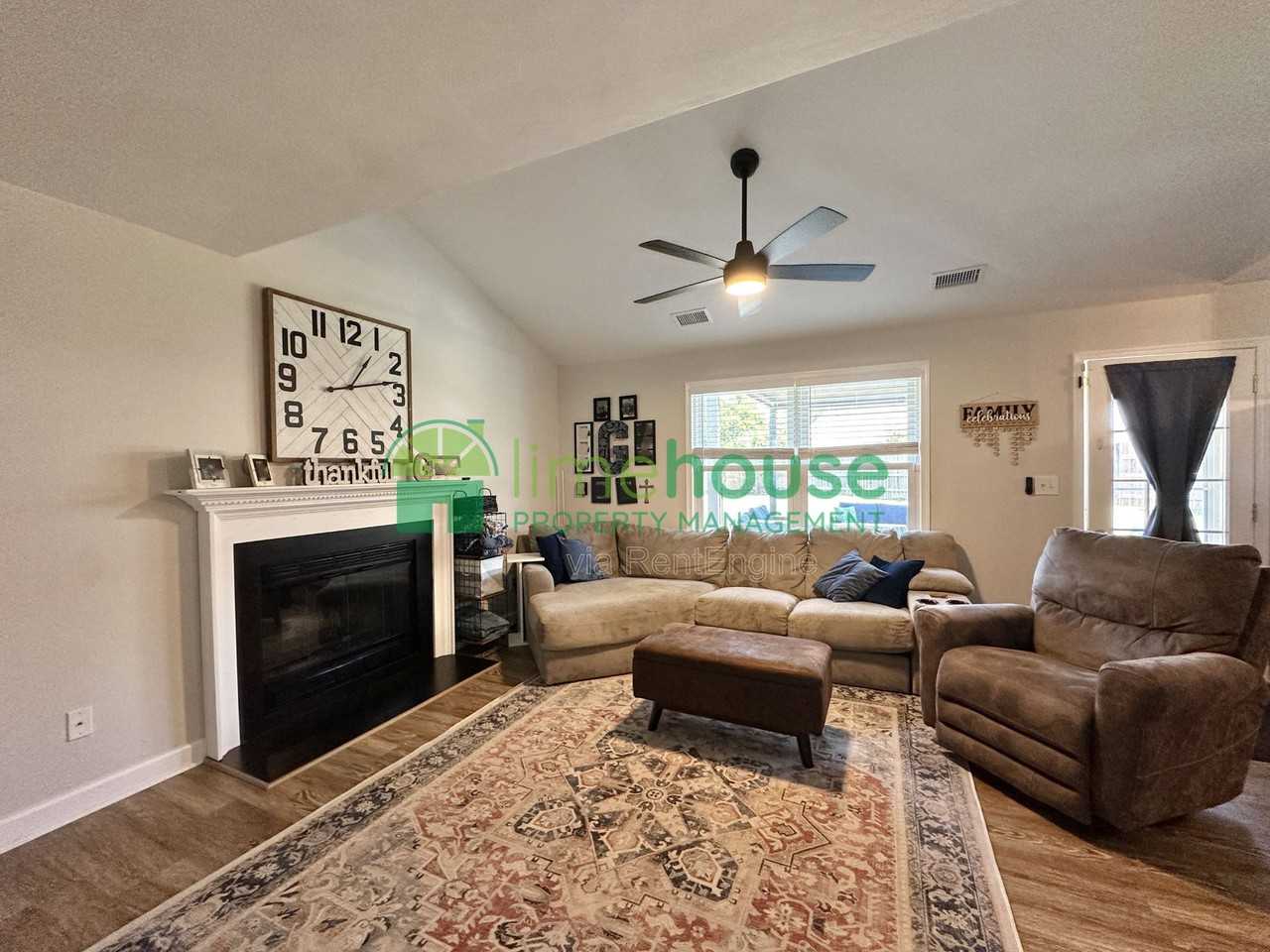 1112 Seabright Ct - Photo 4 of 24