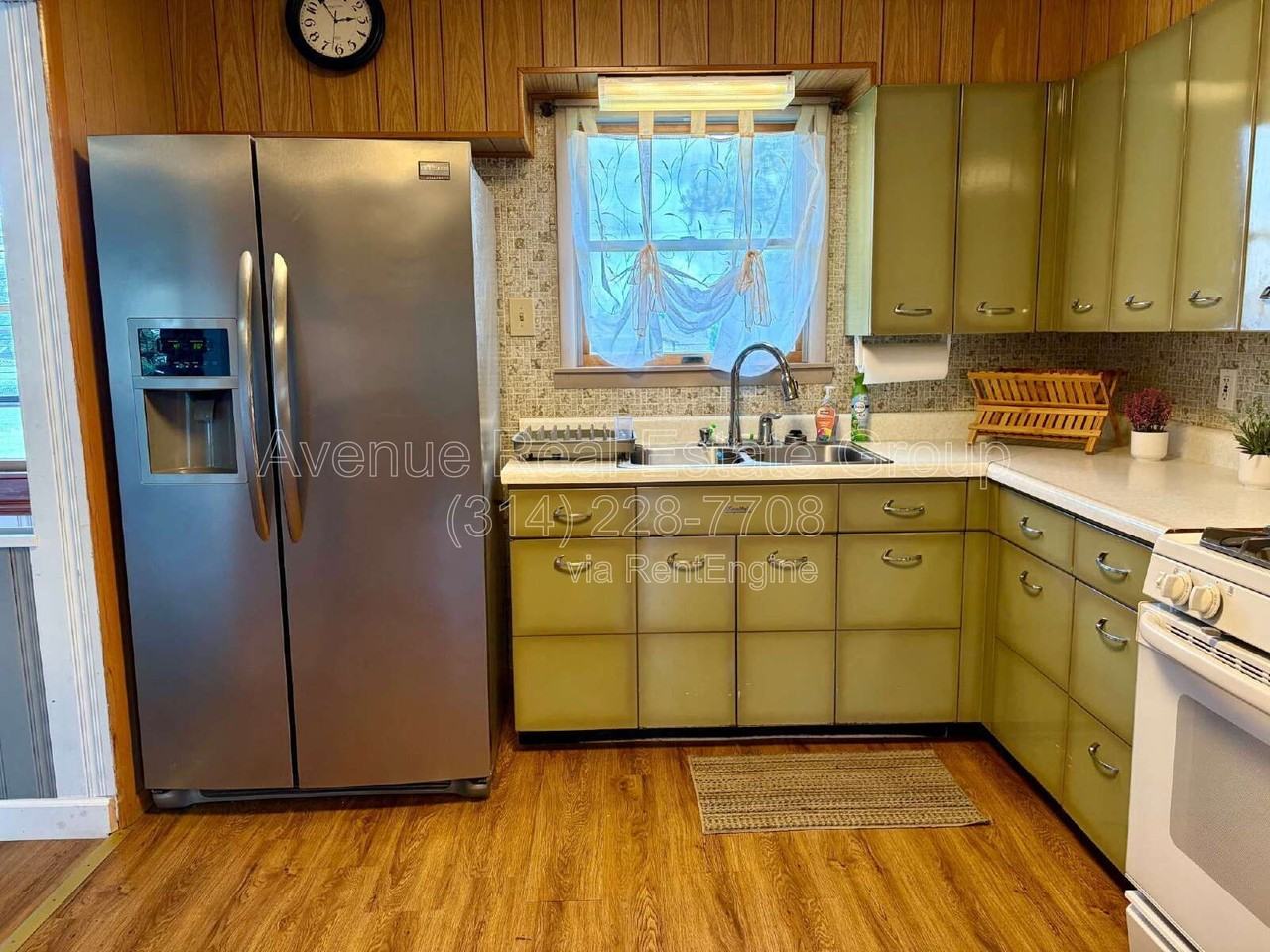 608 Connie Ln - Photo 4 of 14