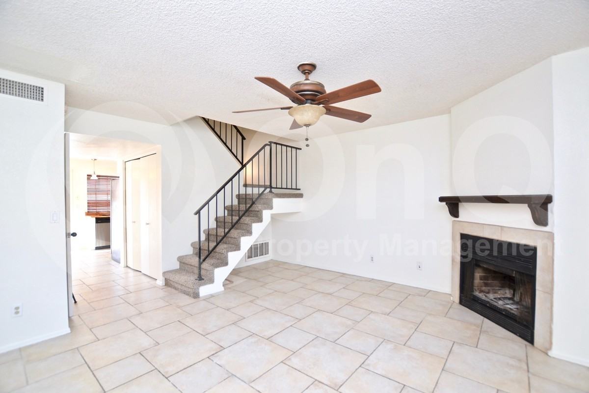 4601 N 102nd Ave #1079 - Photo 4 of 18