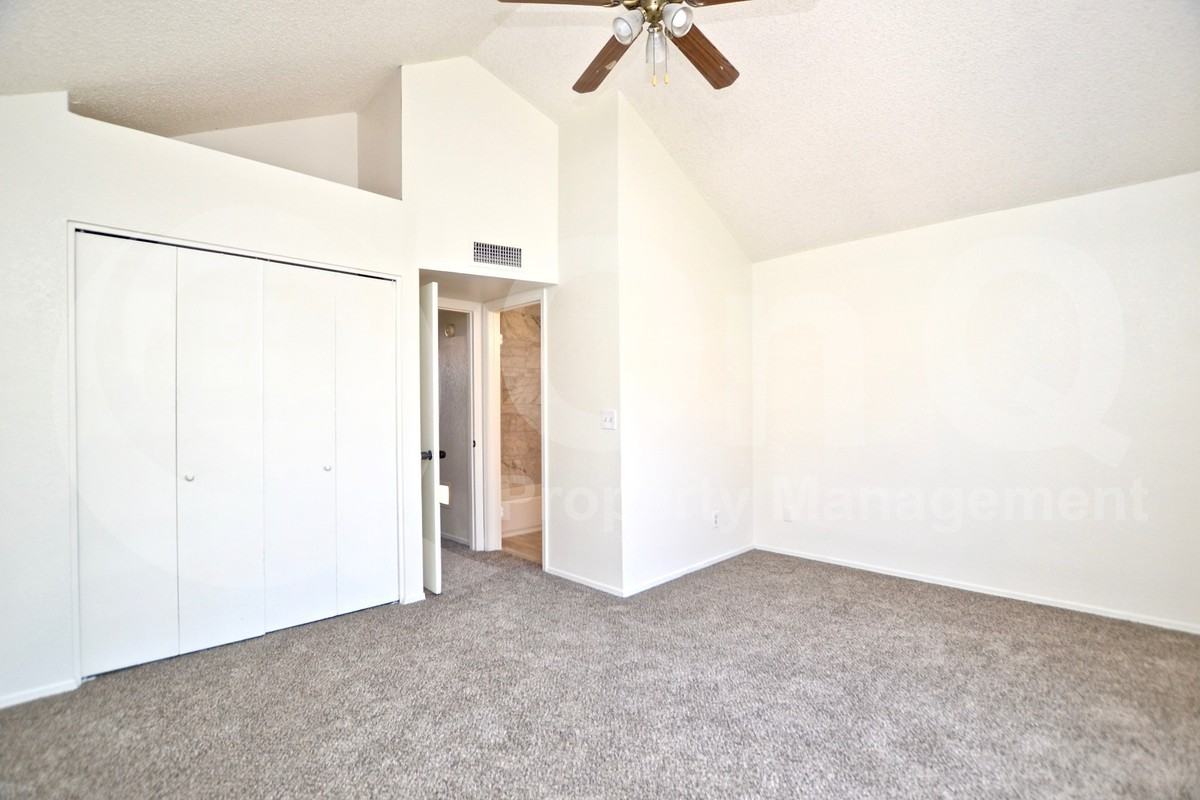 4601 N 102nd Ave #1079 - Photo 5 of 18
