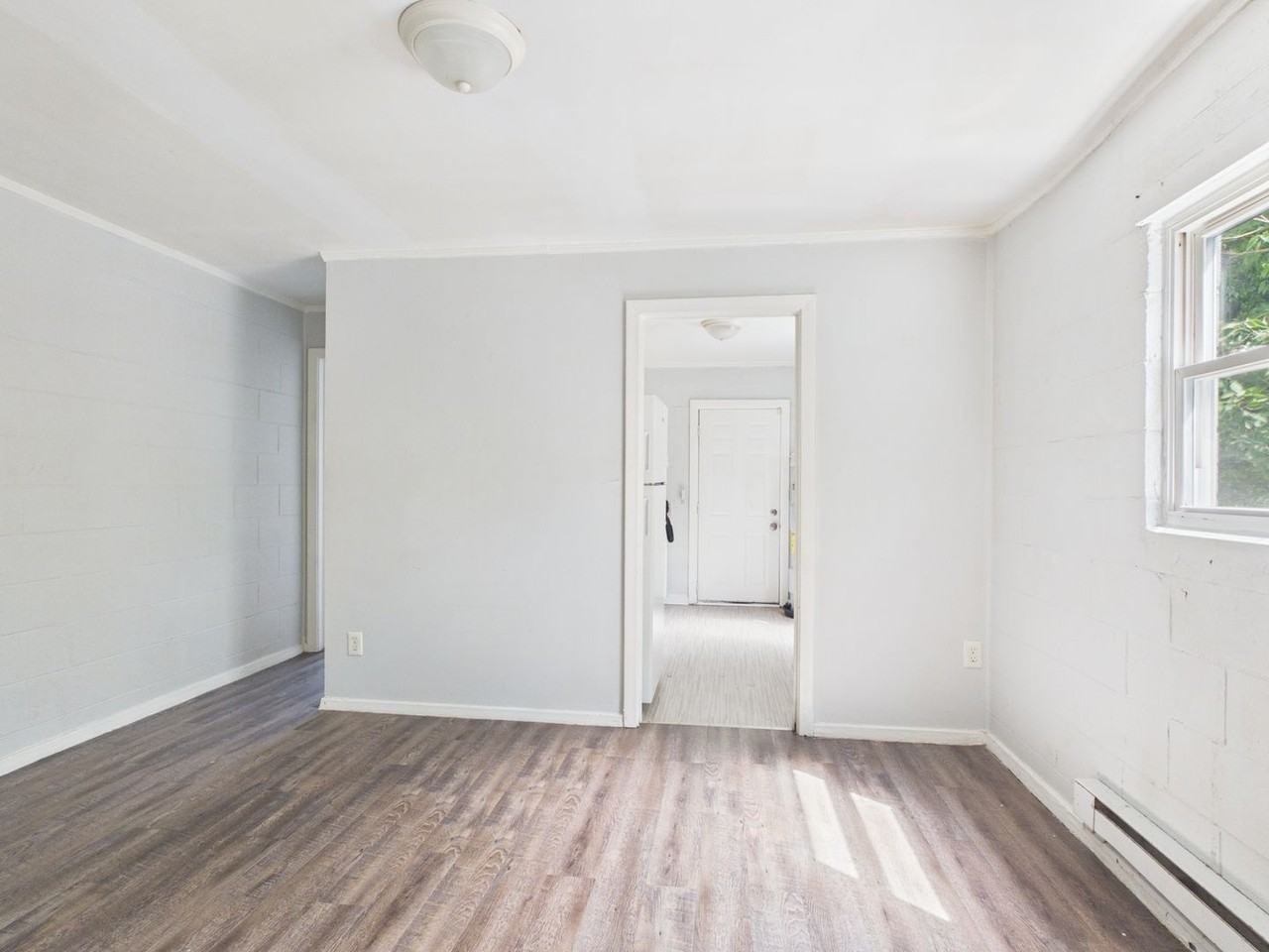 923 N 20th St #D - Photo 5 of 15