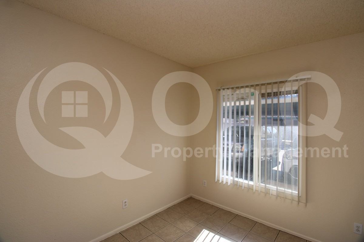 601 N May #5 - Photo 6 of 18