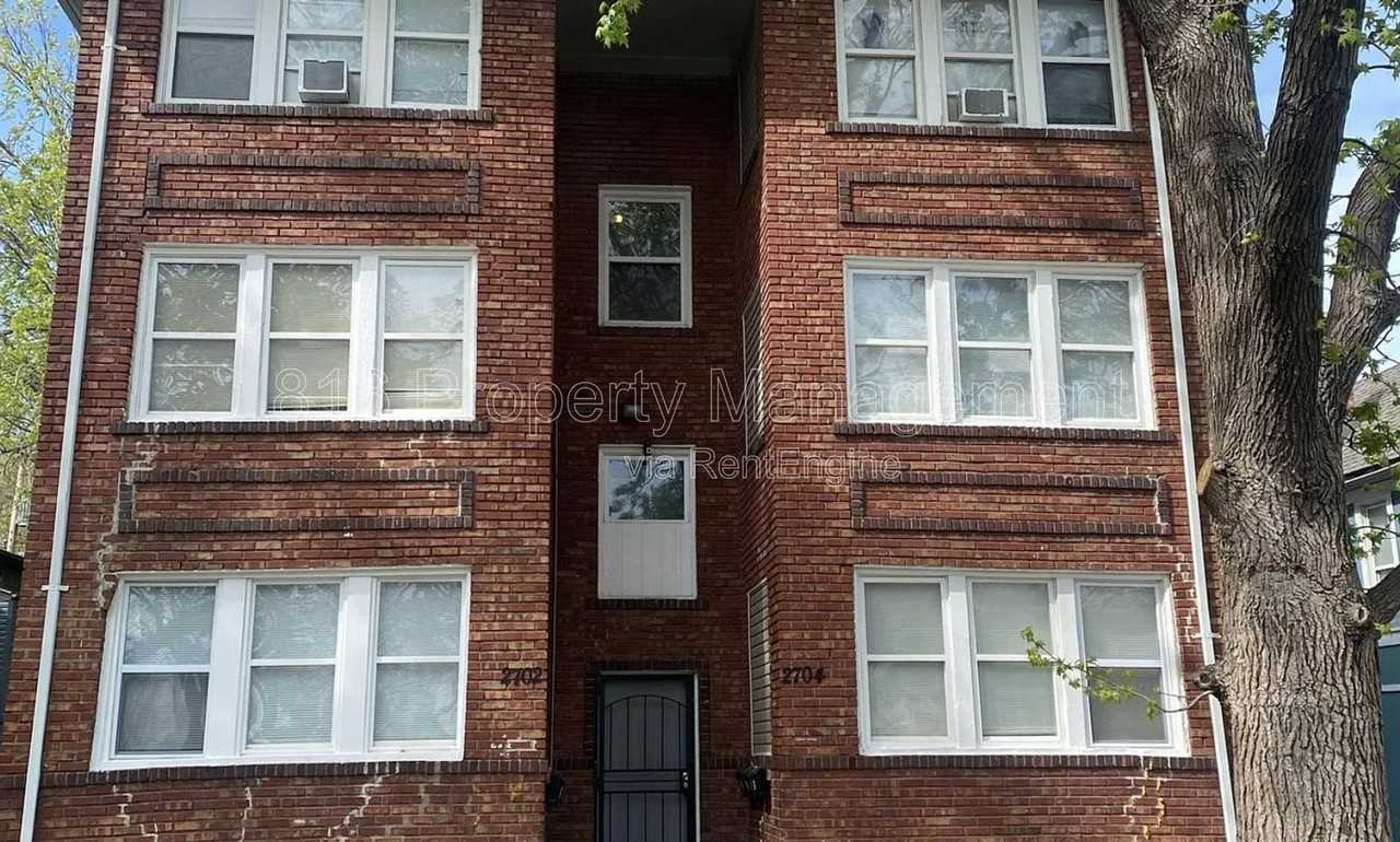 2702 Peery Ave #2E - Photo 6 of 6