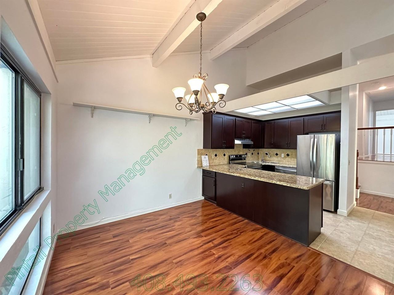 802 Kingfisher Ter - Photo 3 of 45