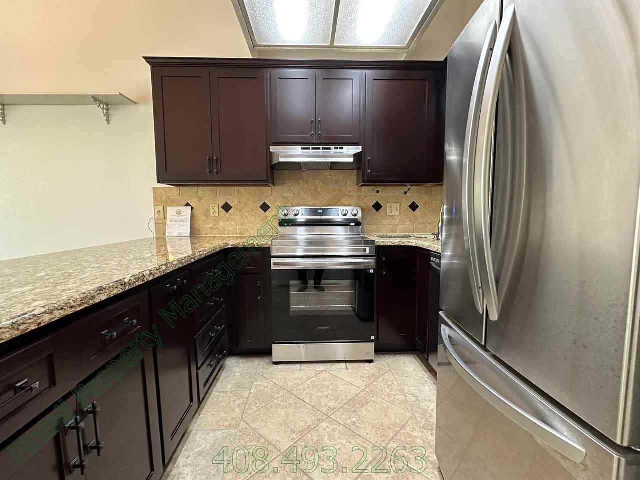 802 Kingfisher Ter - Photo 5 of 45