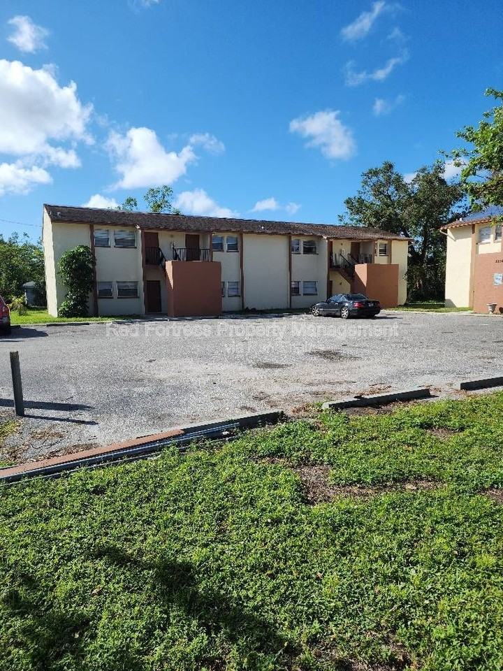 2510 Central Ave #6