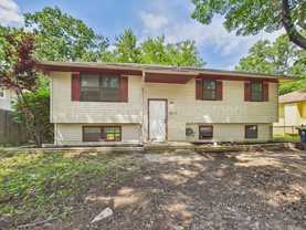 8622 E 108th Ter - Photo 1 of 1