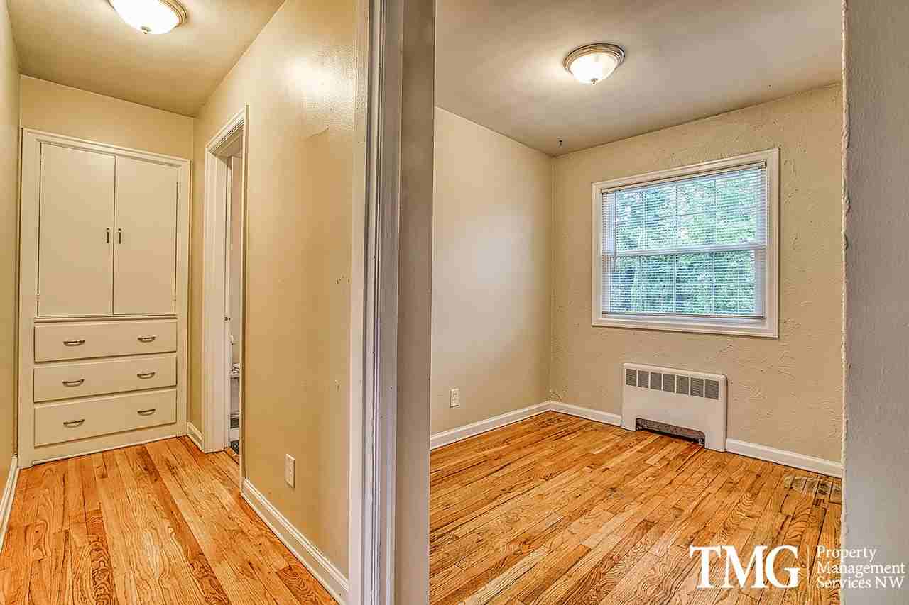 Regency Park Apartments - Photo 7 of 40