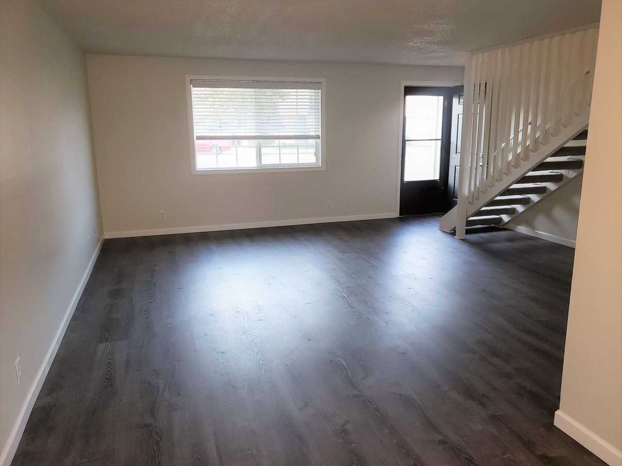 4581 Sean St - Photo 2 of 20