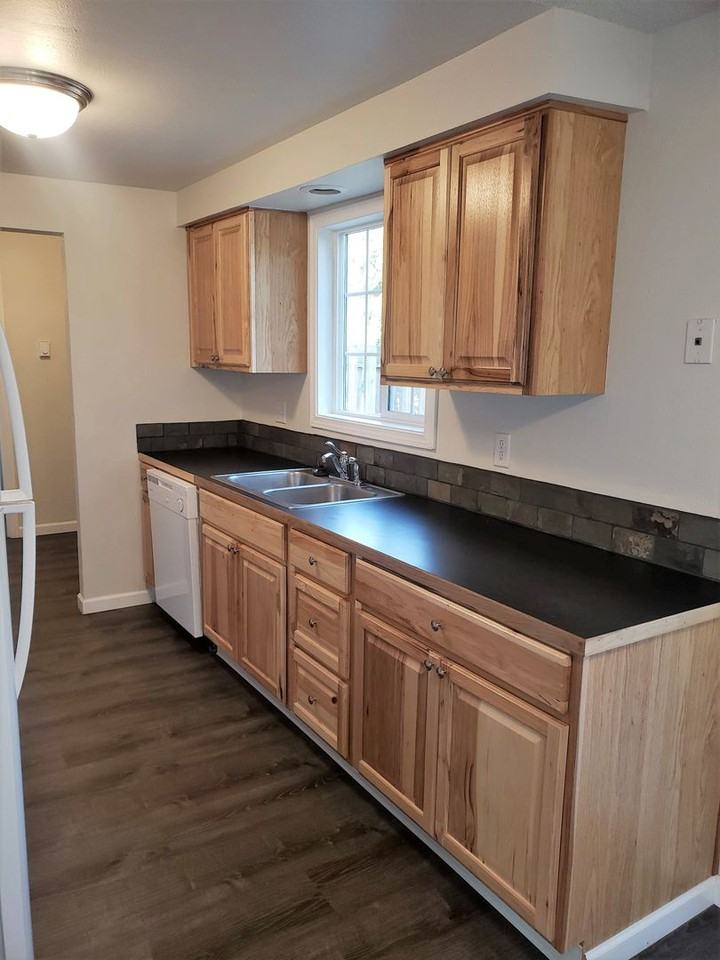 4581 Sean St - Photo 4 of 20