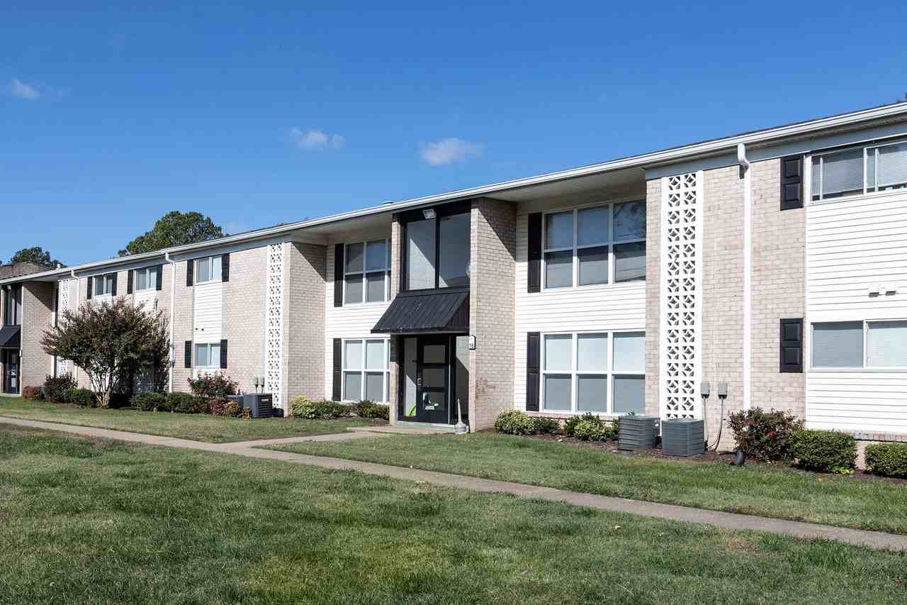 Newport Landing Apartments - Photo 5 of 22