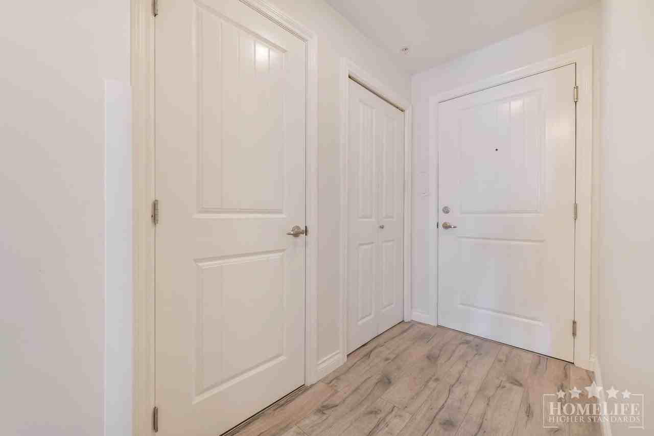 5650 201A St - Photo 3 of 21