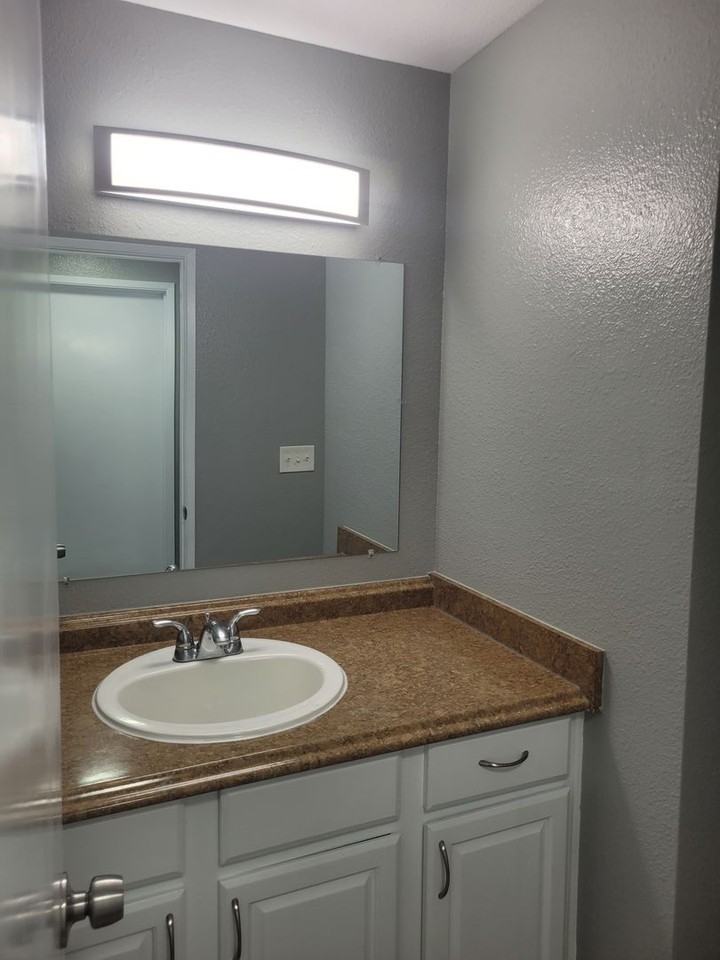Woodland Park Apartments - Photo 3 of 21