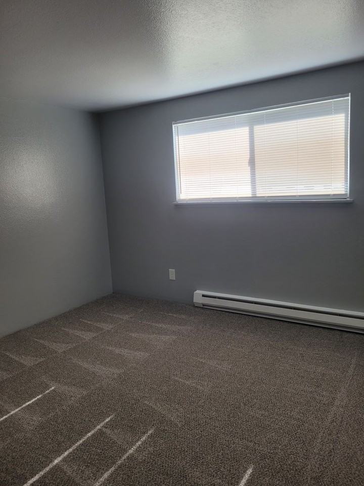Woodland Park Apartments - Photo 5 of 21