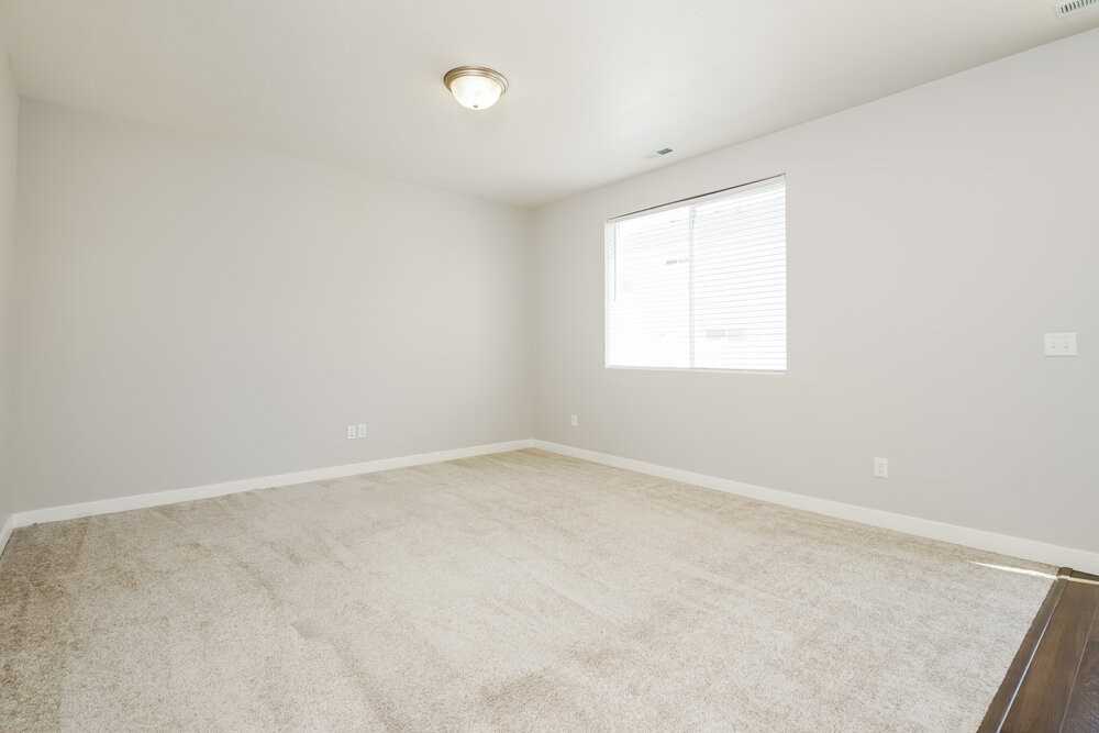 2087 Ws - Photo 4 of 17
