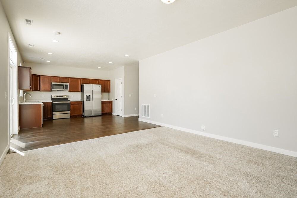 2087 Ws - Photo 5 of 17