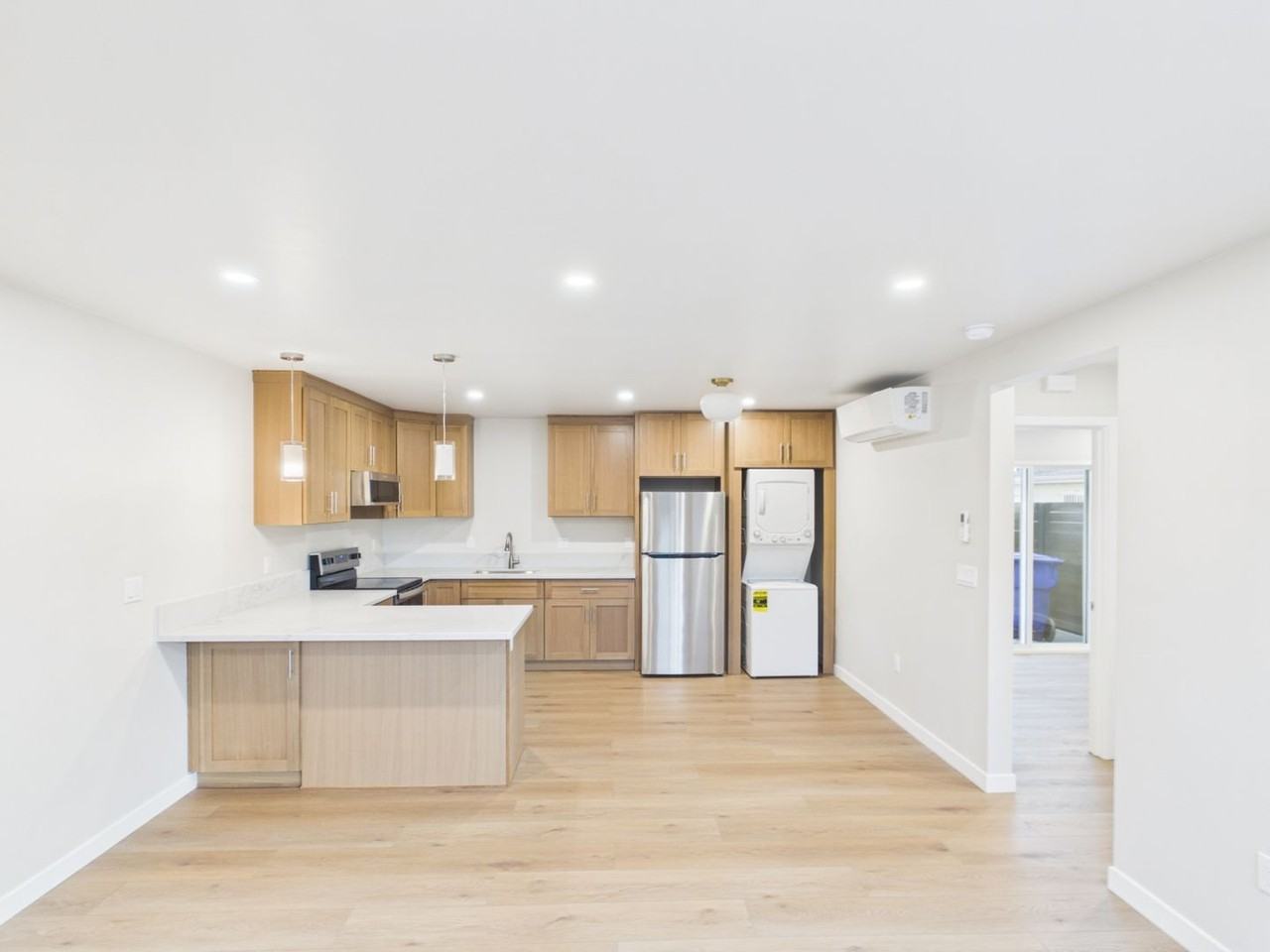 Altadena - Photo 2 of 16