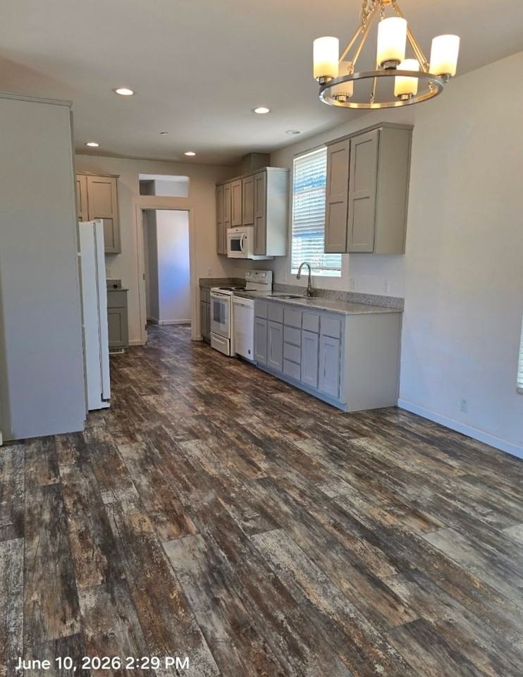 6800 E Highway 41 #B - Photo 3 of 15