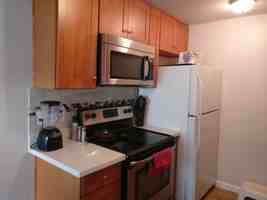 featured image of 1605 Maple Ln