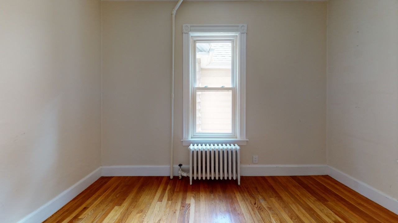 74 Saint Rose - Photo 4 of 9