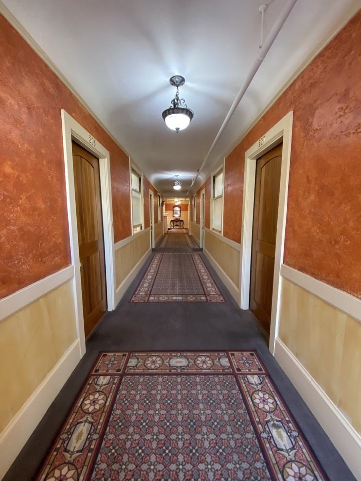 524 Georgia St #208 - Photo 7 of 17