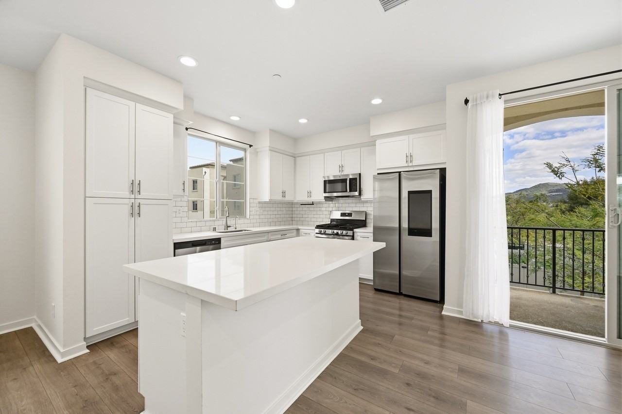 429 Lake Shore Way #429 - Photo 7 of 13