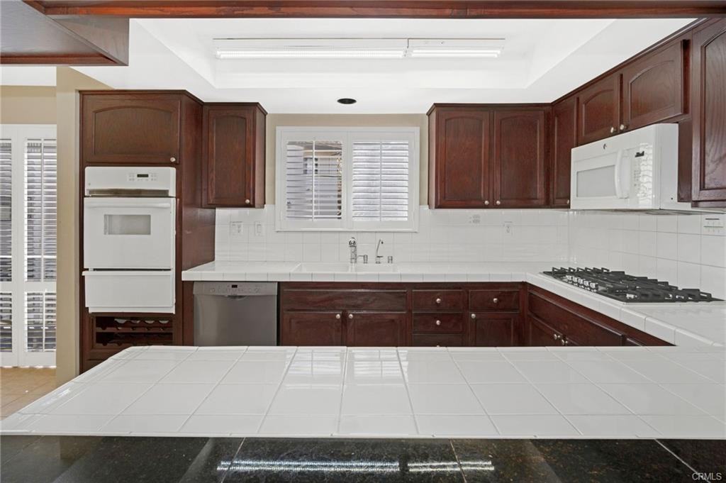 21800 Marylee St #59 - Photo 4 of 19