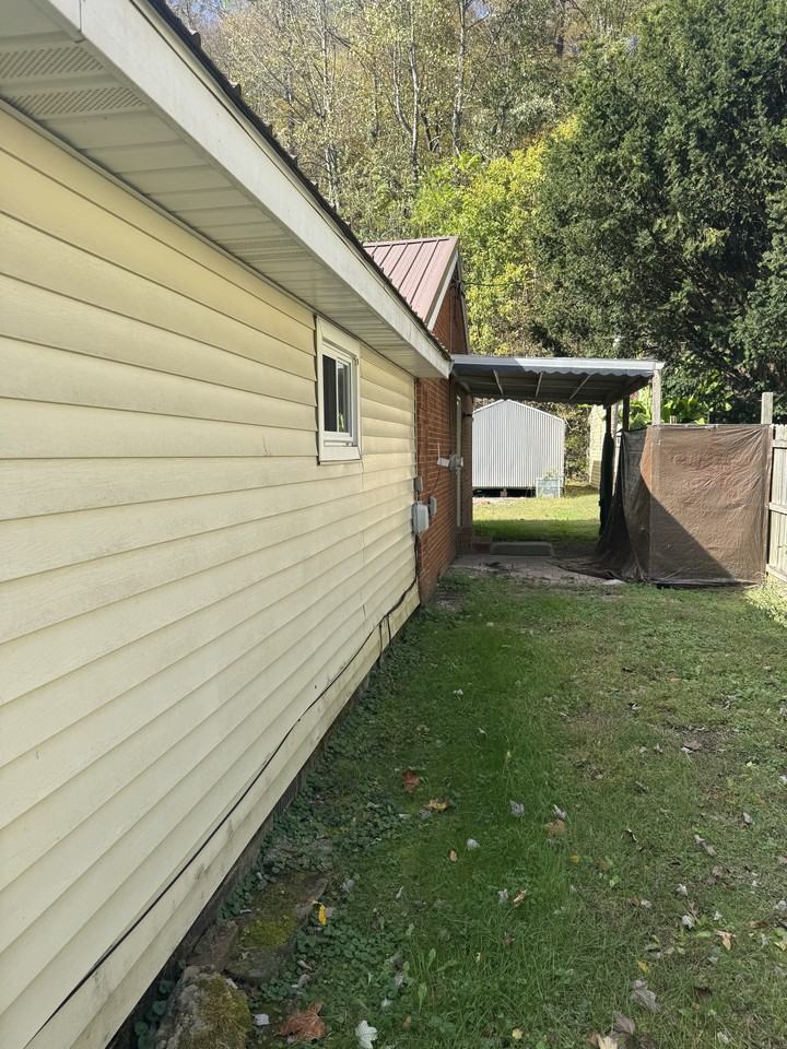 449 Hinkley Hollow Rd #NA - Photo 2 of 6