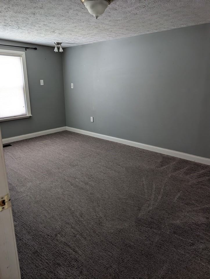 449 Hinkley Hollow Rd #NA - Photo 4 of 6