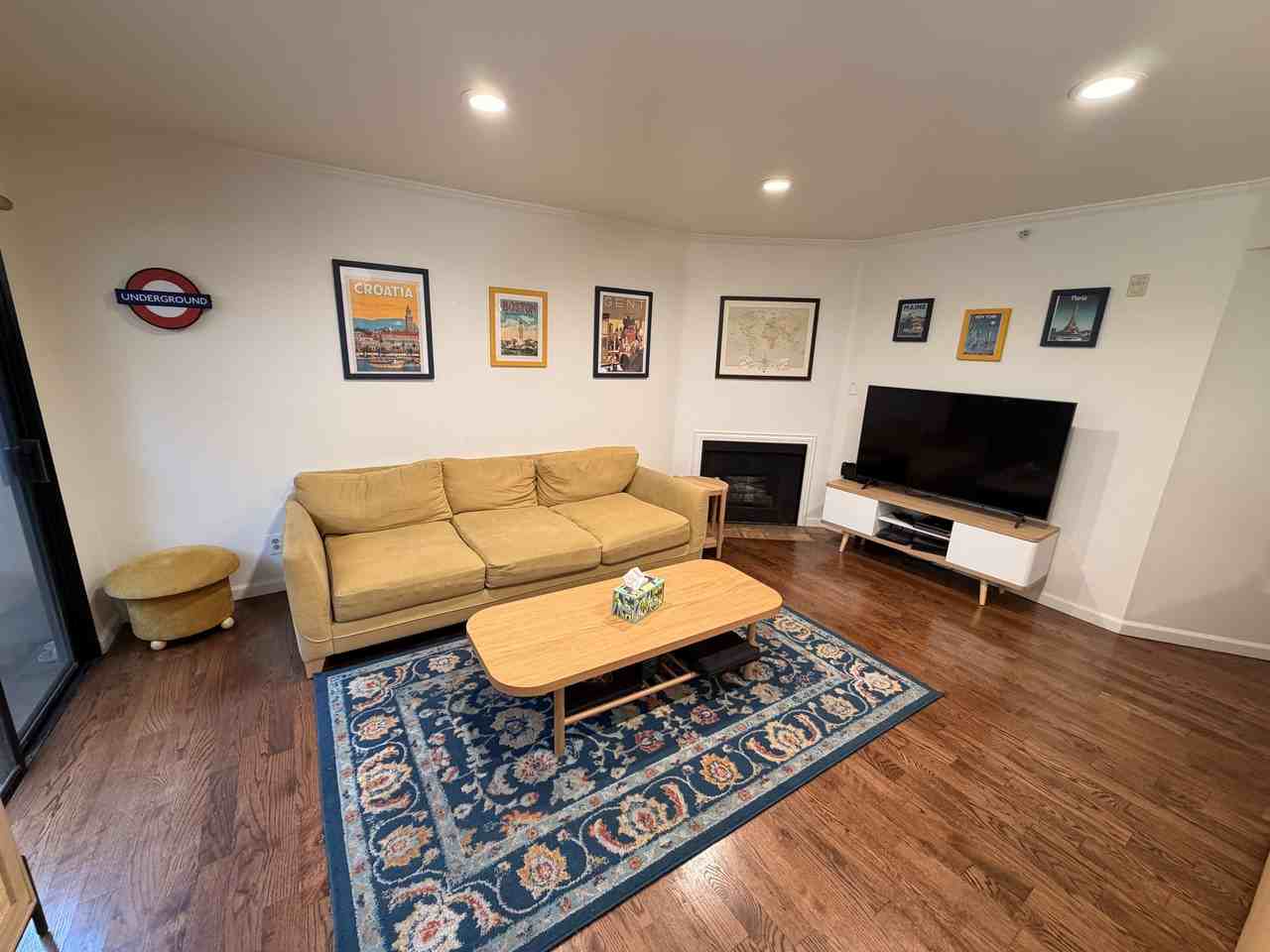1118 E Palmer Ave #104