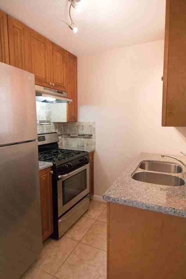 830 W Mission Bay Dr - Photo 6 of 16