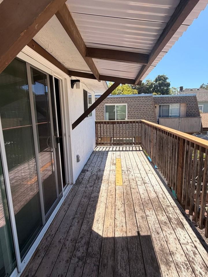 497 Sebastopol Avenue - Photo 6 of 16