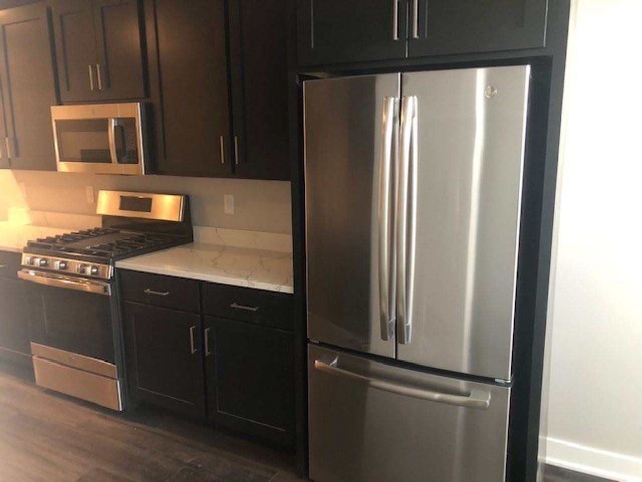687 Prairie Blvd - Photo 3 of 12