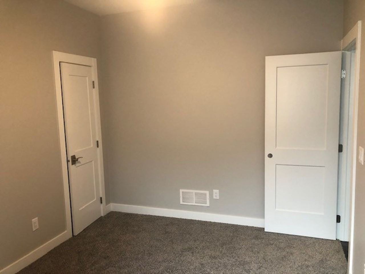 687 Prairie Blvd - Photo 6 of 12