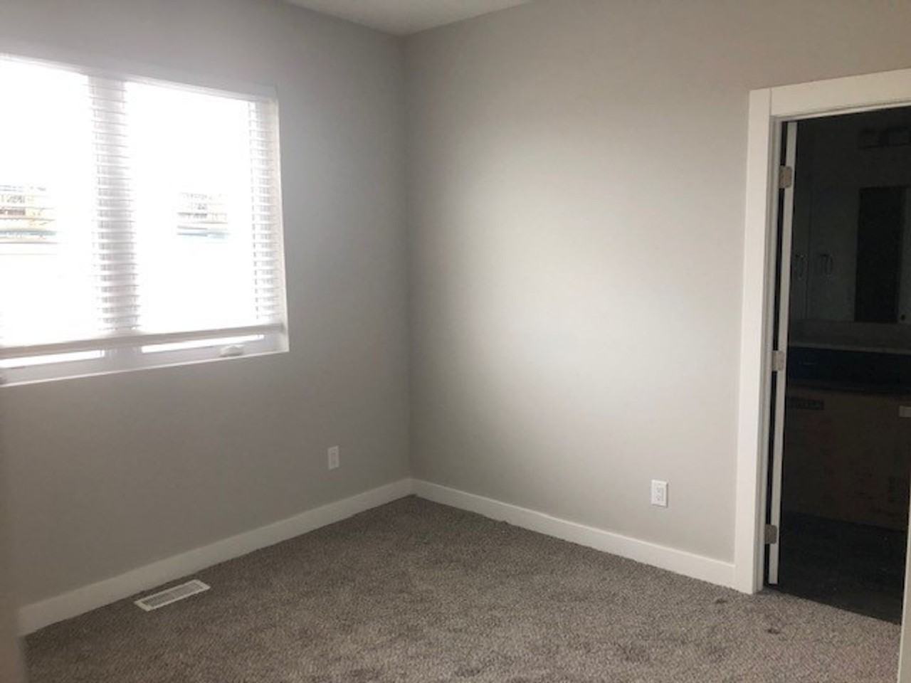687 Prairie Blvd - Photo 7 of 12