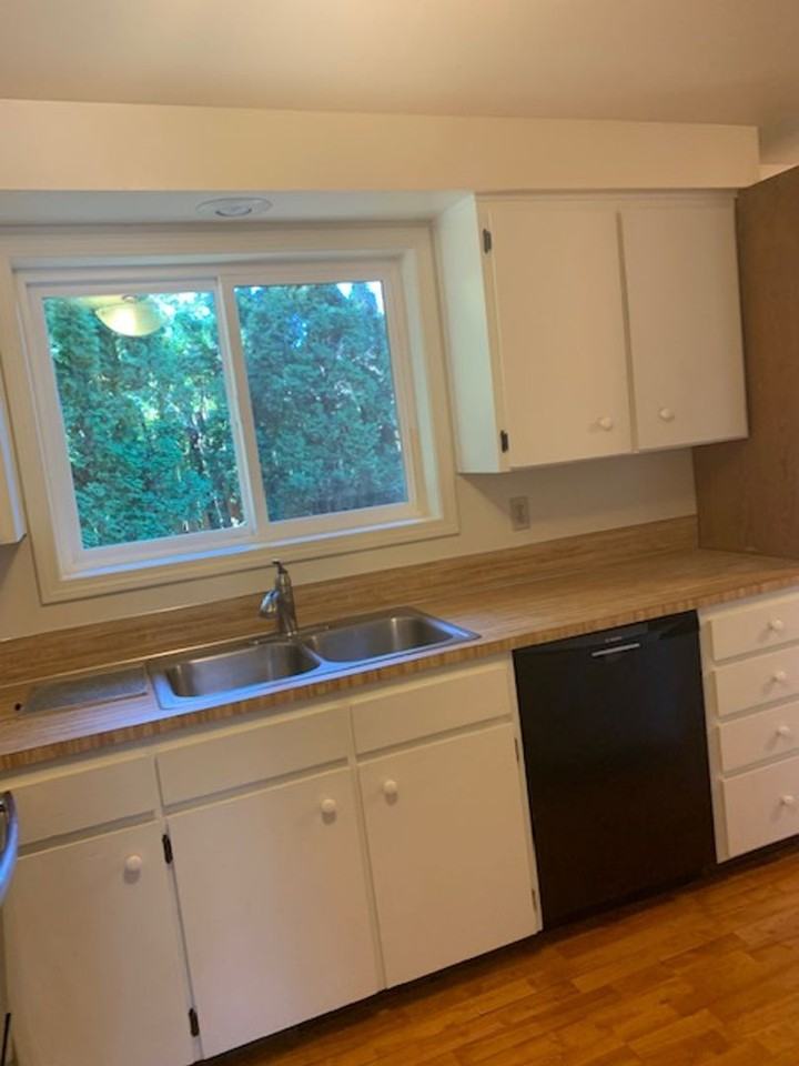 3622 Nw Polk Ave - Photo 5 of 18