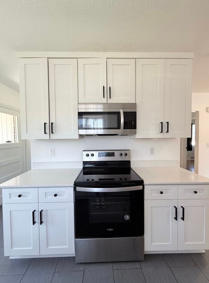 477 E Williams Ave - Photo 7 of 20