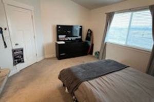 featured image of 192 W Silver Springs Dr