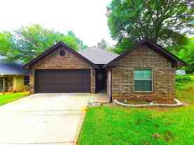 1424 Dogwood St - Photo 1 of 1