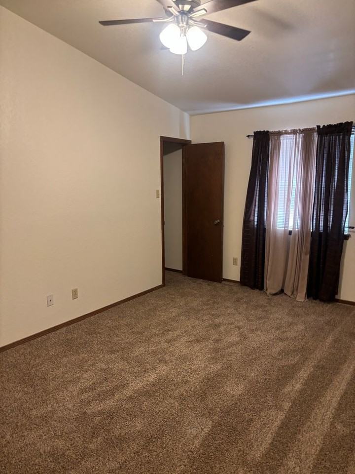 3109 Las Placitas Rd - Photo 3 of 17