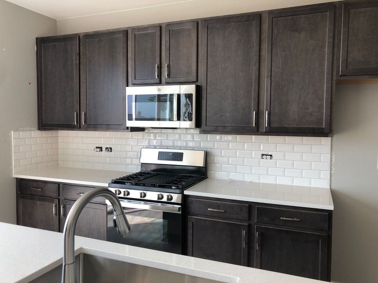 1105 Blue Bell Rd - Photo 5 of 19