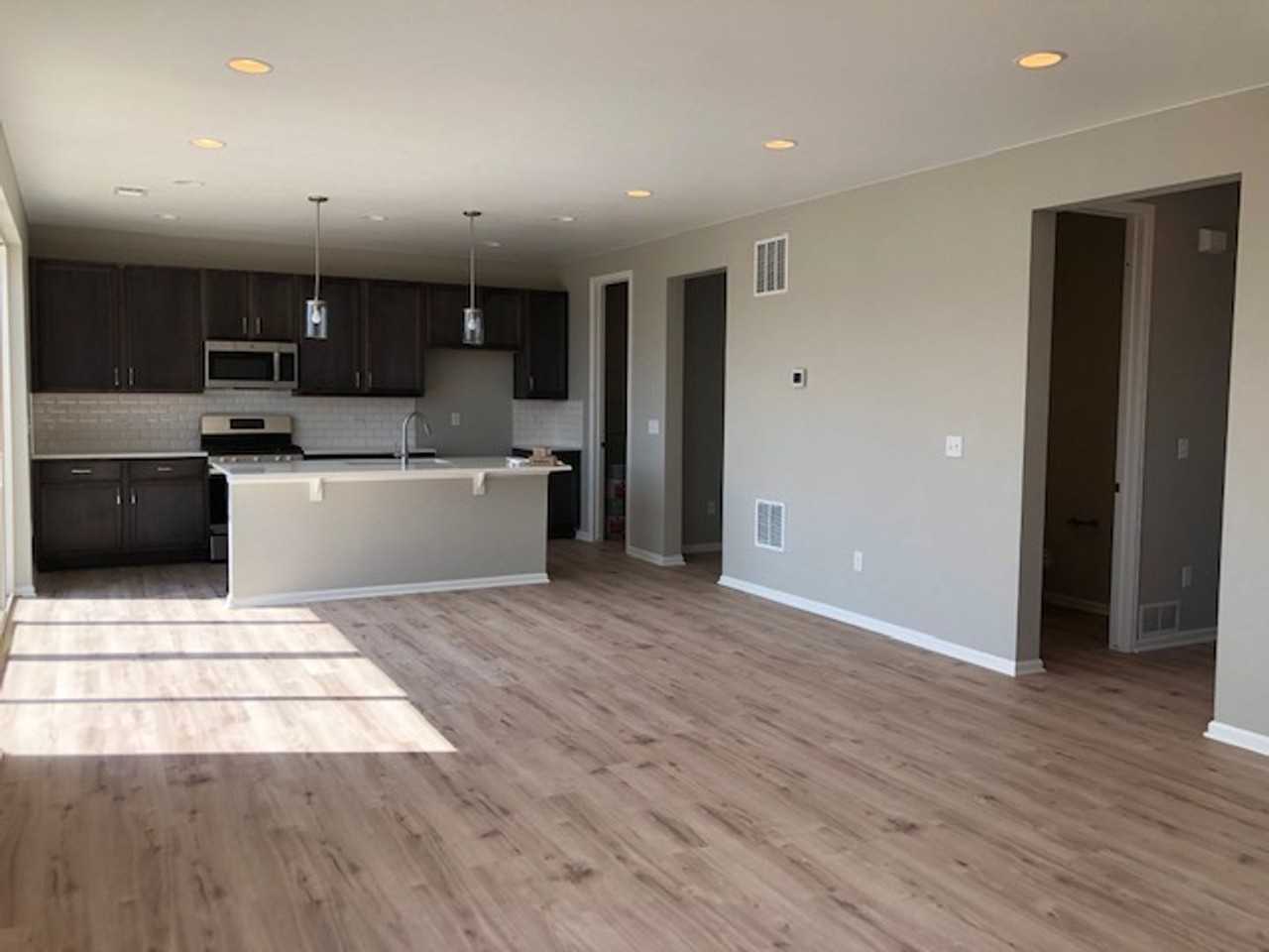 1105 Blue Bell Rd - Photo 6 of 19