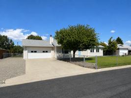 featured image of 704 W 45th Pl