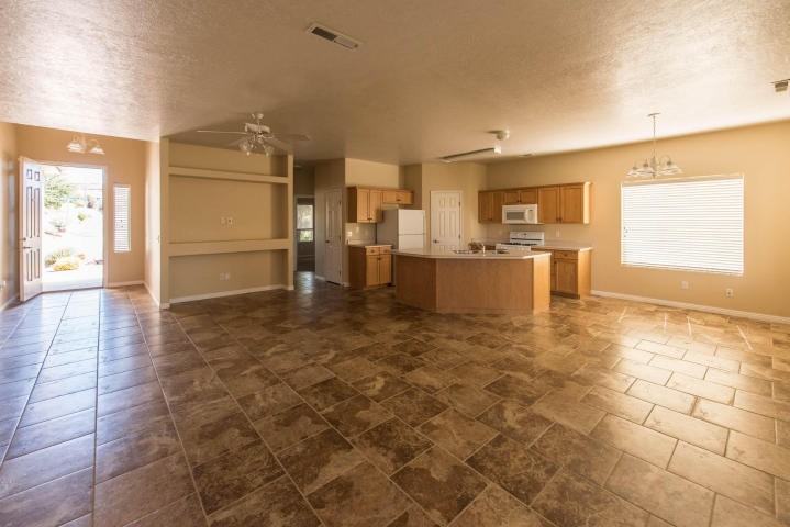 1905 N 2070 W - Photo 5 of 29