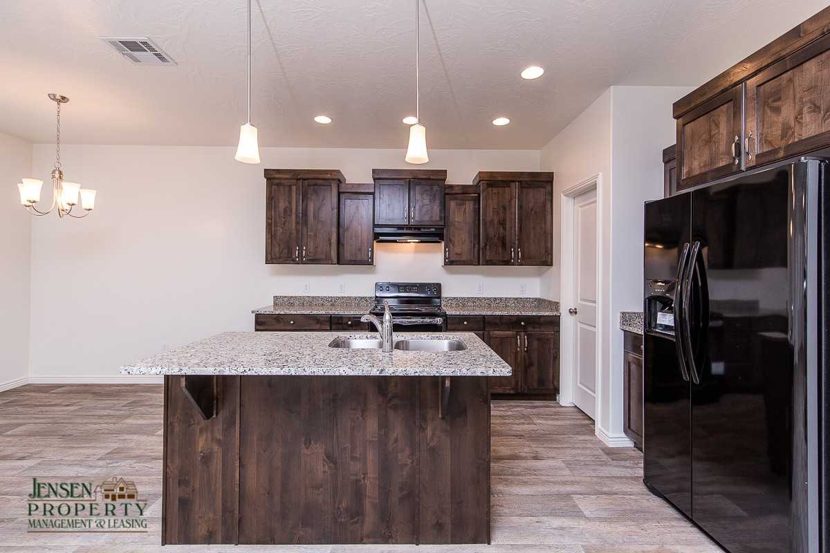 3252 E Tanoak Dr - Photo 4 of 26