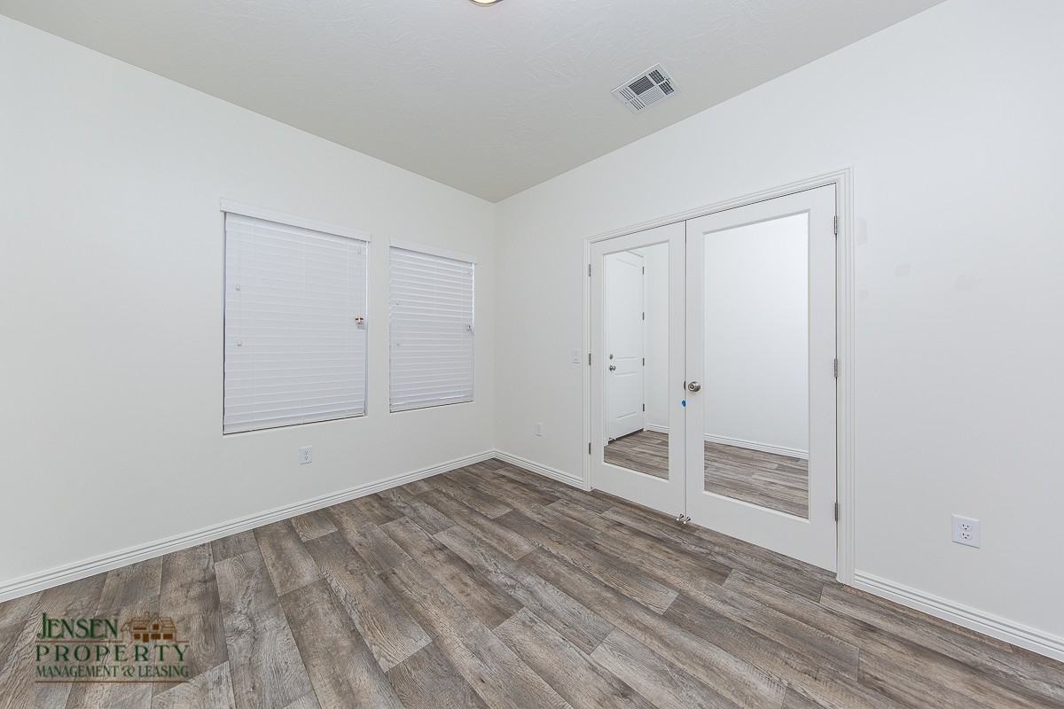 3252 E Tanoak Dr - Photo 6 of 26