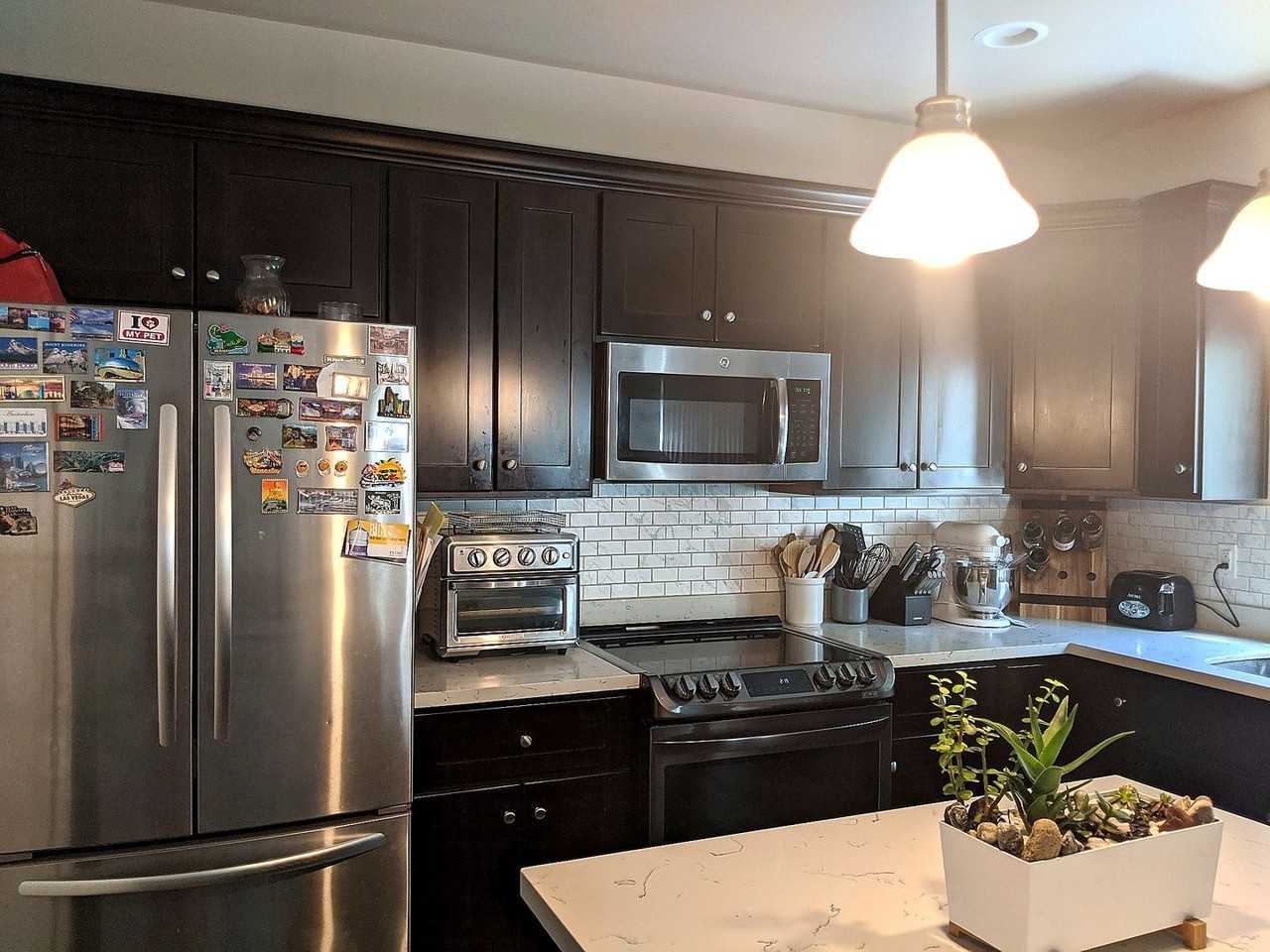 6977 Rocklin Ave Ne - Photo 5 of 12