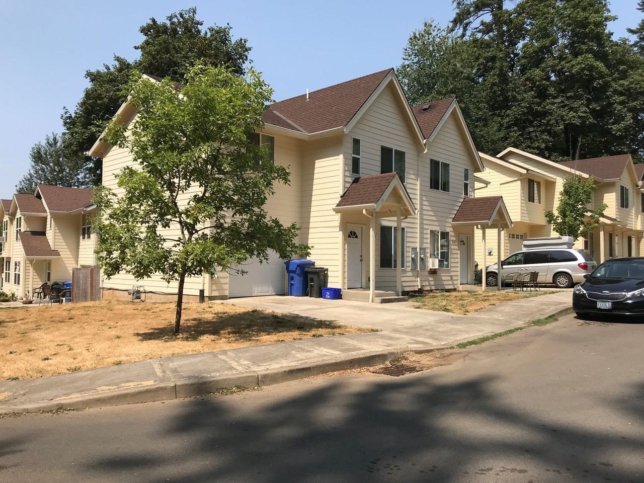 Planned Unit Development with great park area - Photo 2 of 18